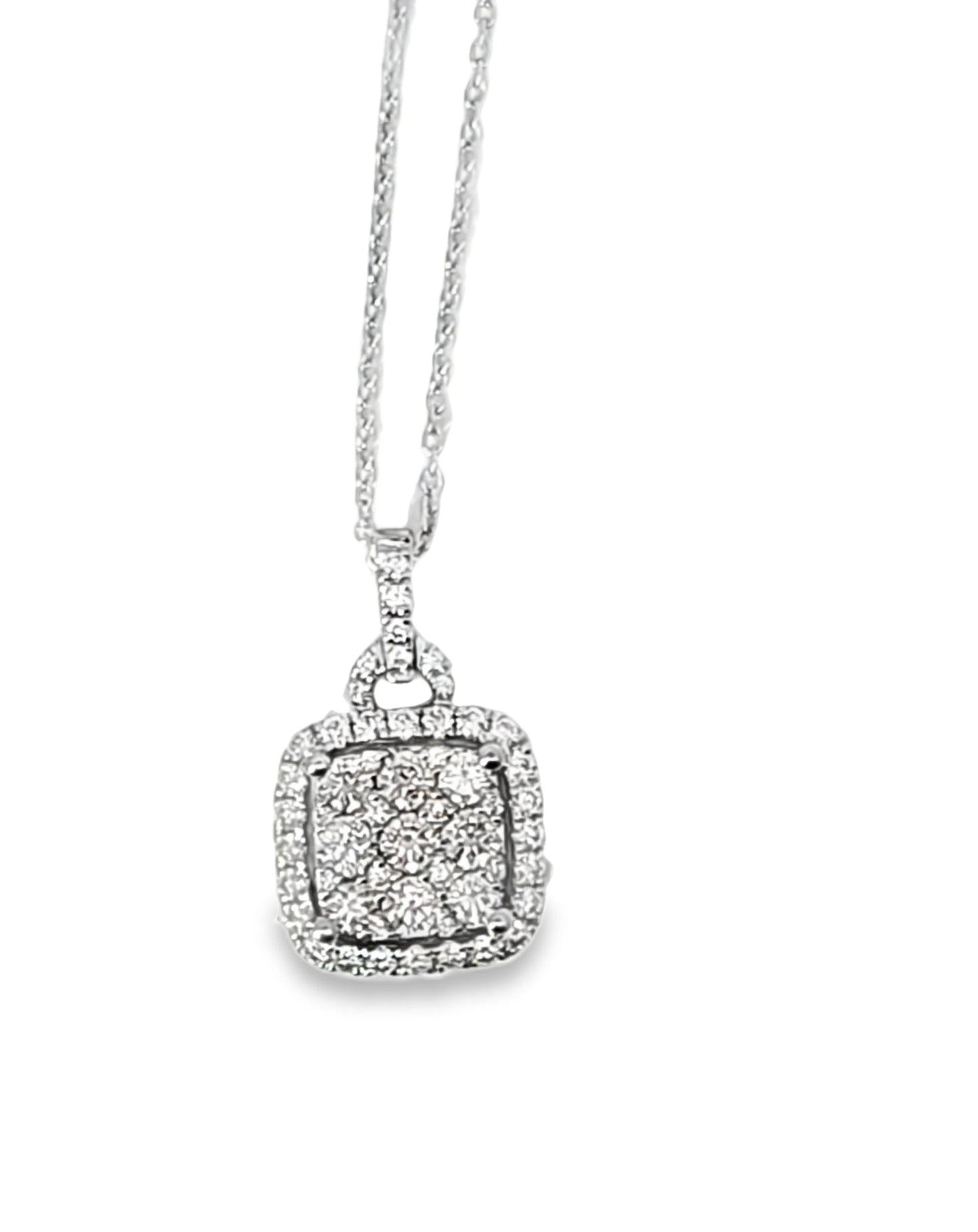Colgante de diamante cuadrado de 14 quilates
