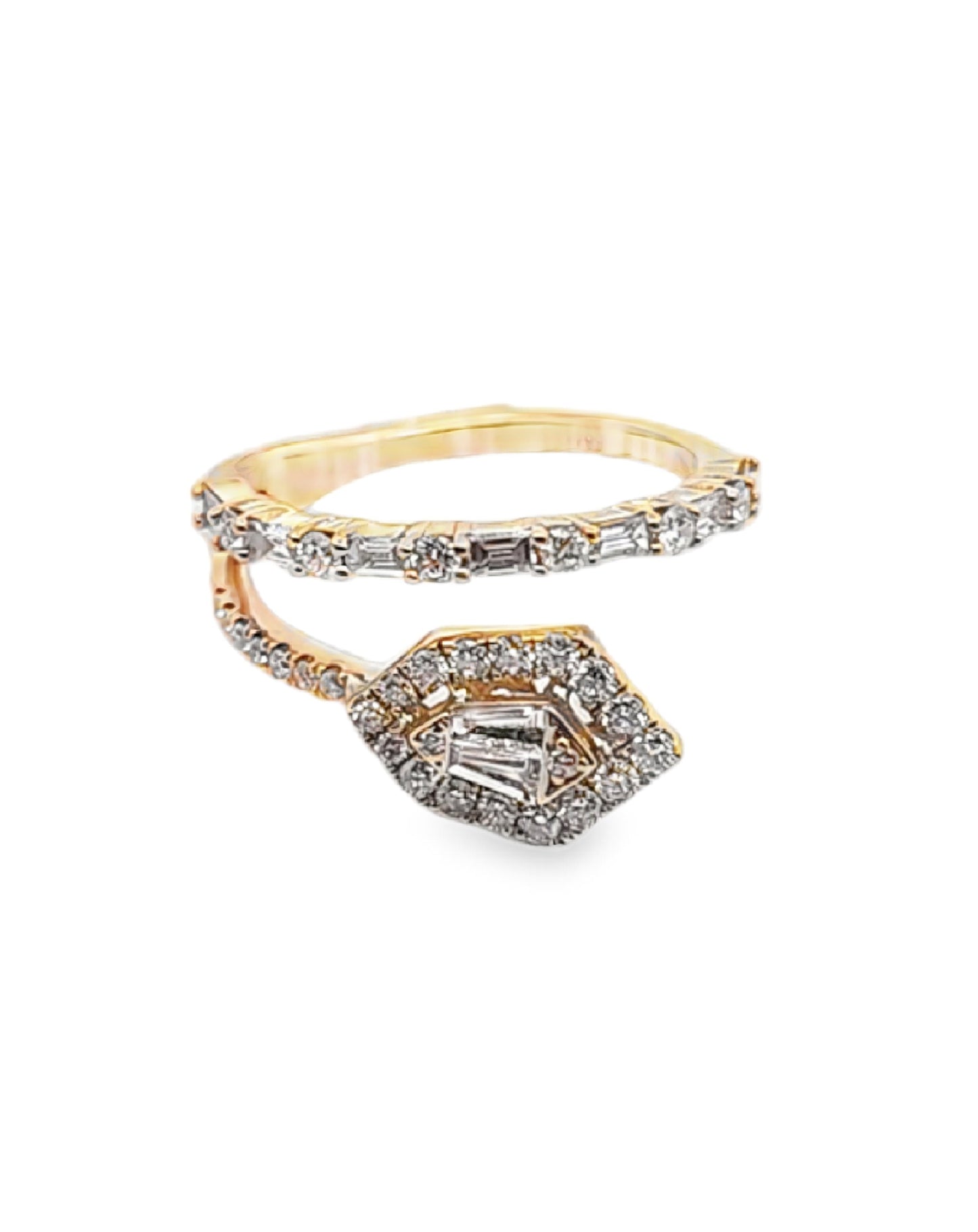 Diamonds Ring Criss-Cross 0.48 Ct .40 Ct 18 KT Gold