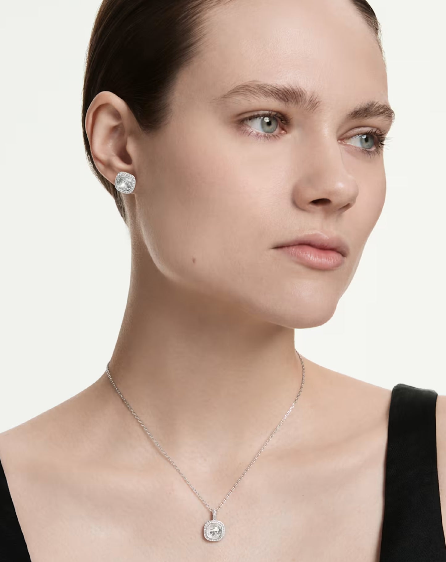 5367853 Swarovski Una Set