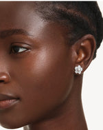 5756098 Ariana Grande Stud Earrings