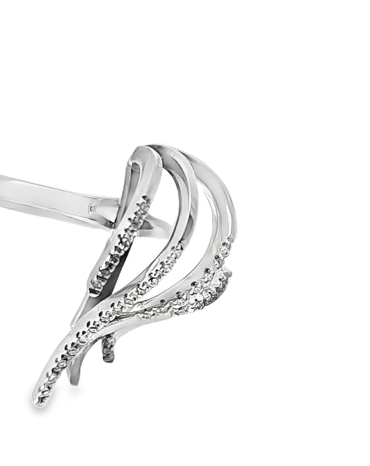 18 Kt White Fantasy Diamond Ring