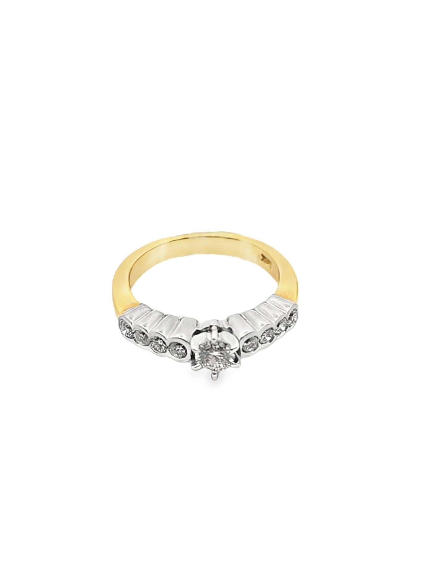 14 Kt Yellow Band Engagement Diamond Ring